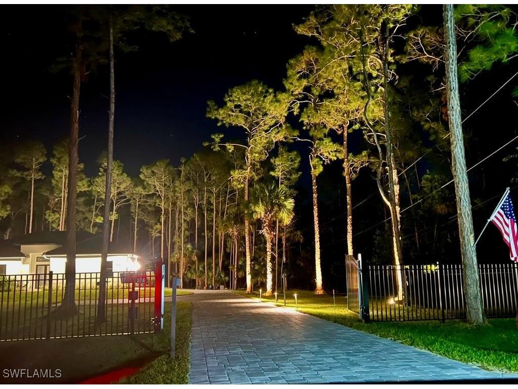 510 12th Avenue NE Naples FL 34120 225076408 image10