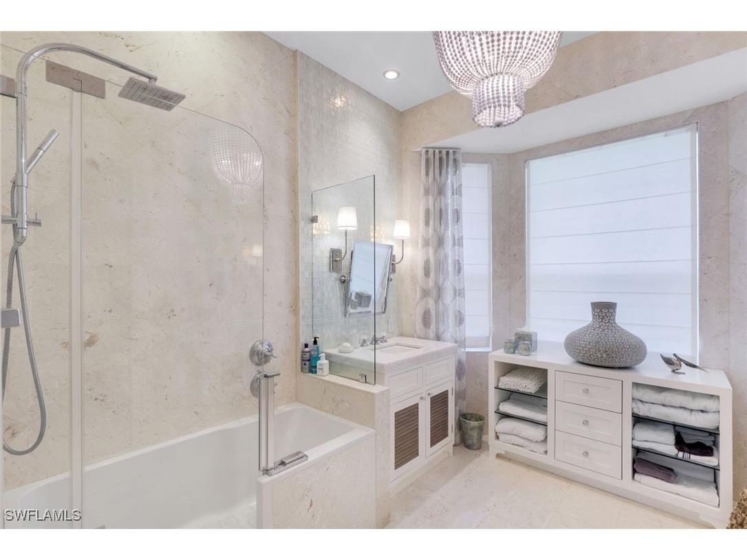 510 2nd Street S #102 Naples FL 34102 225071263 image11