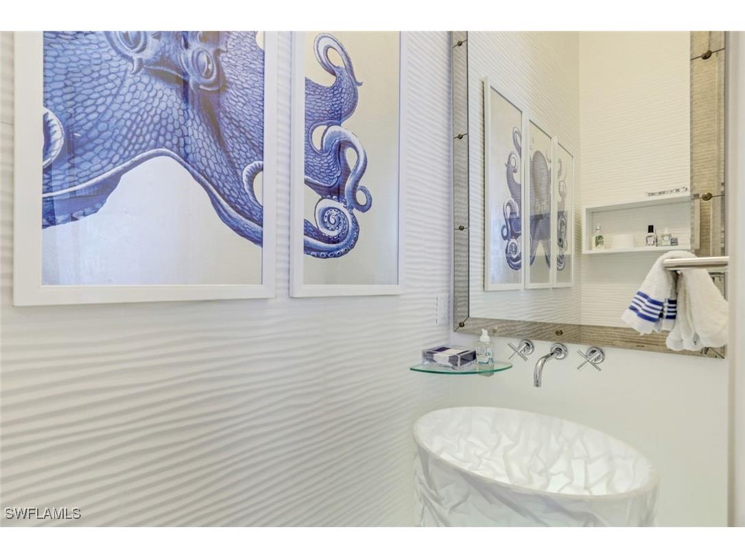 510 2nd Street S #102 Naples FL 34102 225071263 image13