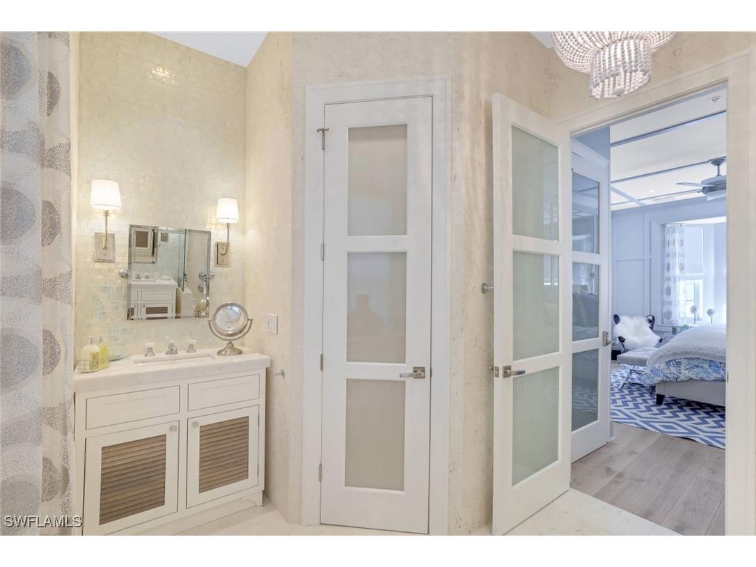 510 2nd Street S #102 Naples FL 34102 225071263 image8