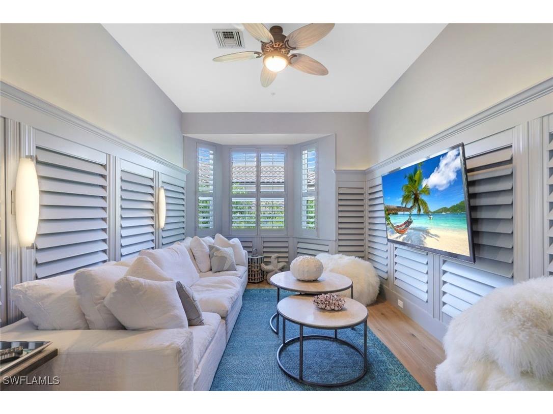 510 2nd Street S #102 Naples FL 34102 225071263 image9