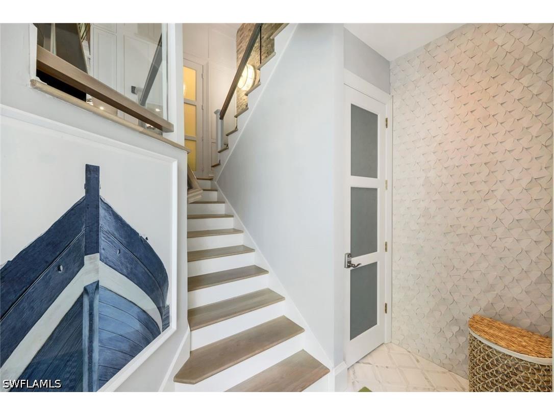 510 2nd Street S #102 Naples FL 34102 226017589 image23