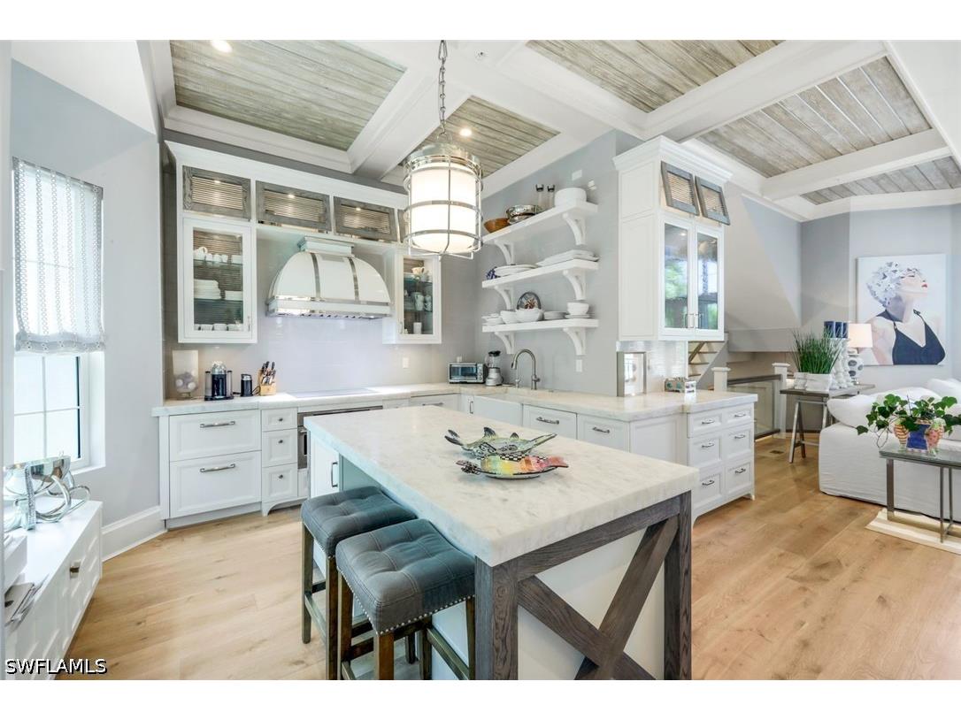 510 2nd Street S #102 Naples FL 34102 226017589 image8