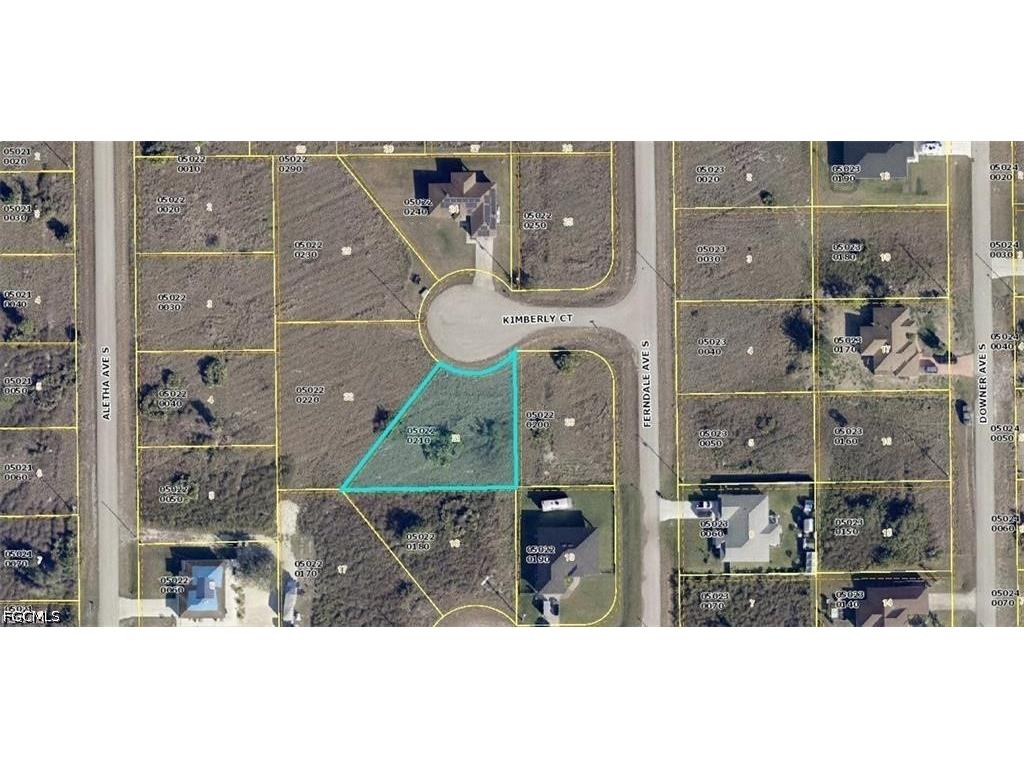 510 Kimberly Court Lehigh Acres FL 33974 2026016201 image1