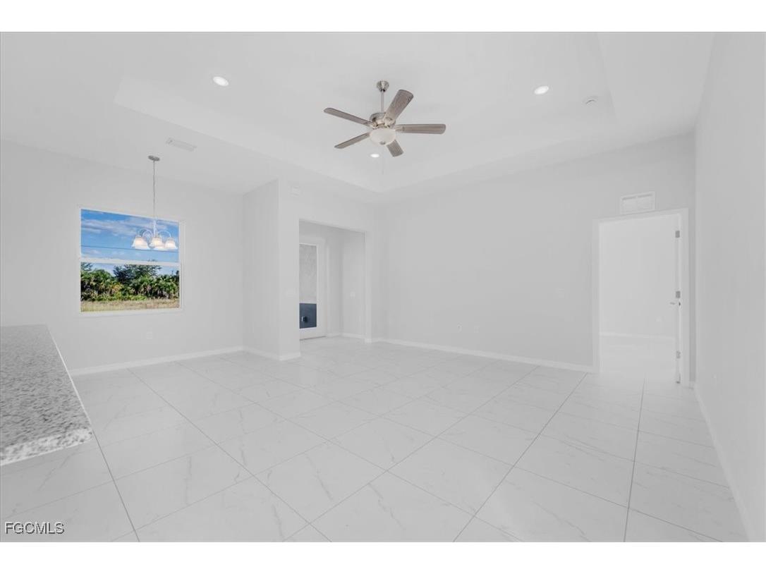 510 Kingsbury Lane Lehigh Acres FL 33974 2025021481 image12