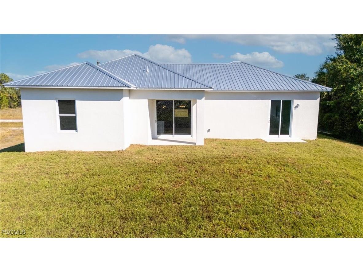 510 Kingsbury Lane Lehigh Acres FL 33974 2025021481 image32