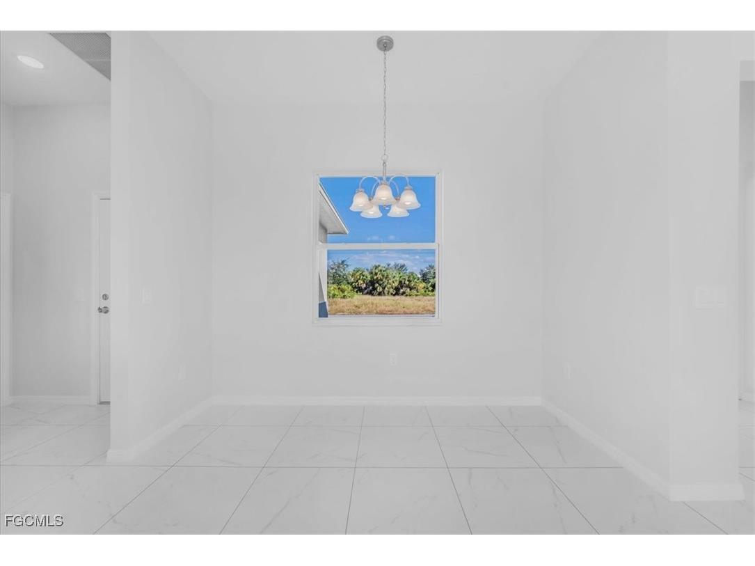 510 Kingsbury Lane Lehigh Acres FL 33974 2025021481 image6