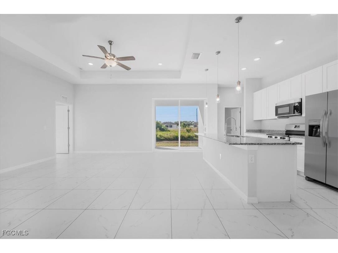 510 Kingsbury Lane Lehigh Acres FL 33974 2025021481 image7