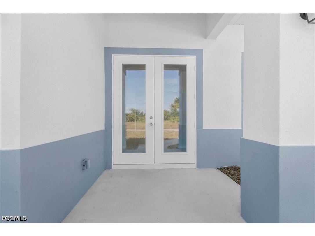 510 Kingsbury Lane Lehigh Acres FL 33974 2026019752 image2