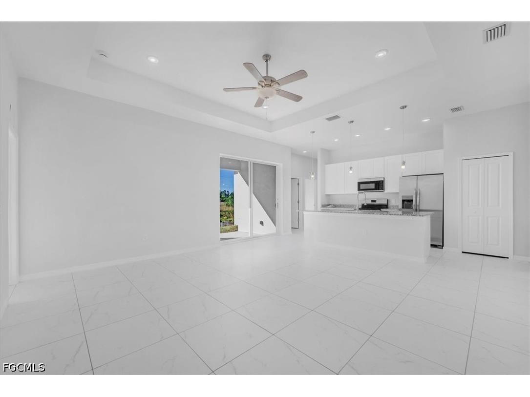 510 Kingsbury Lane Lehigh Acres FL 33974 2026019752 image3