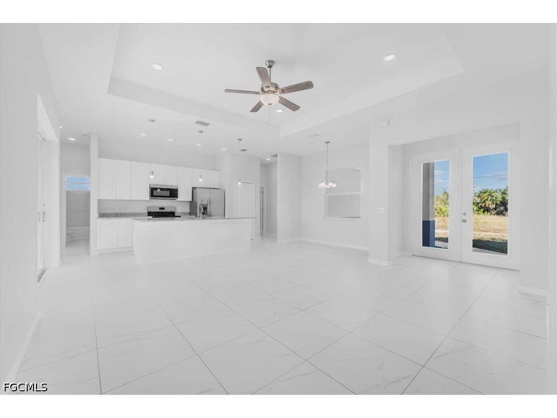 510 Kingsbury Lane Lehigh Acres FL 33974 2026019752 image4