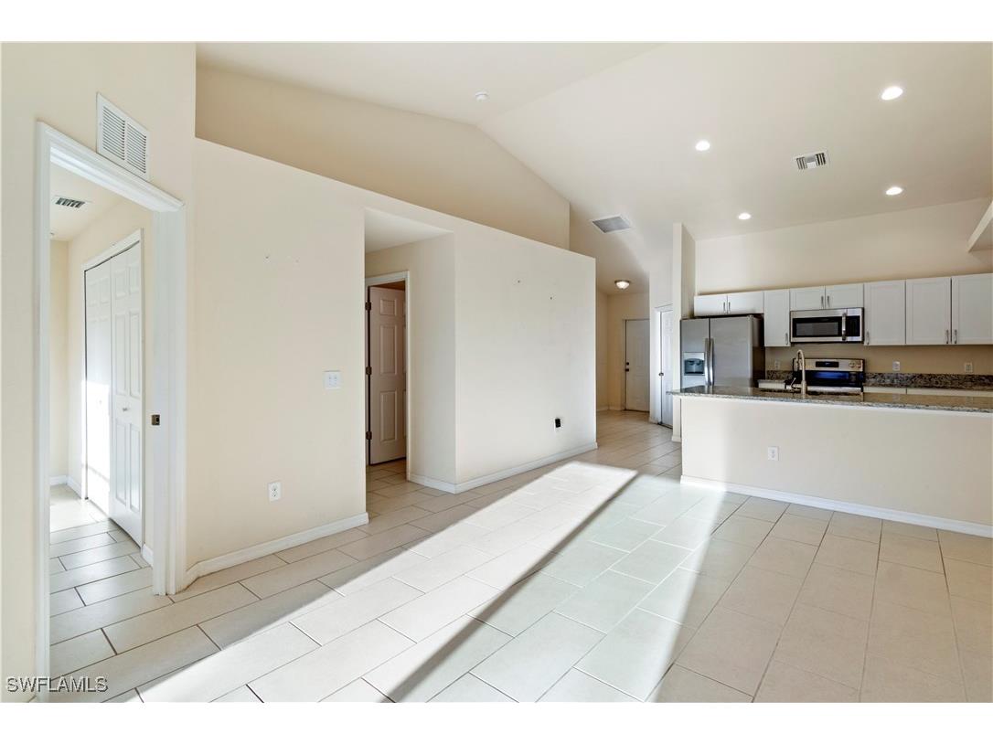 510 Skyline Boulevard Cape Coral FL 33991 225064285 image10