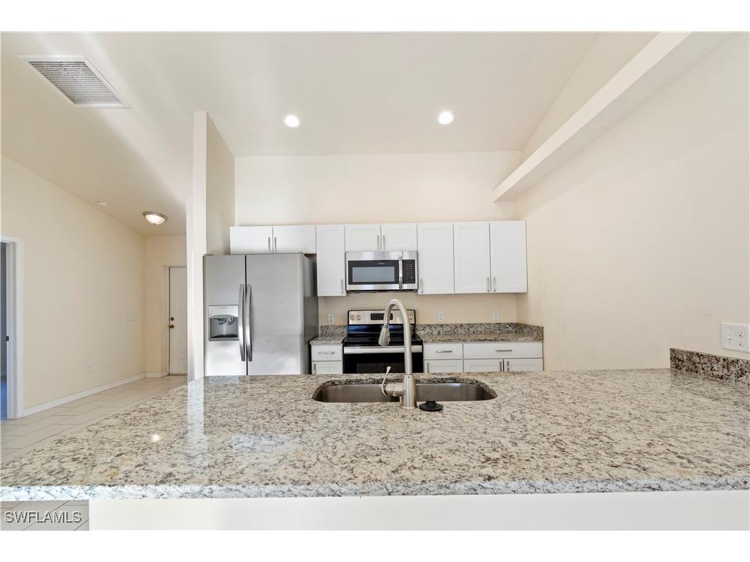 510 Skyline Boulevard Cape Coral FL 33991 225064285 image7