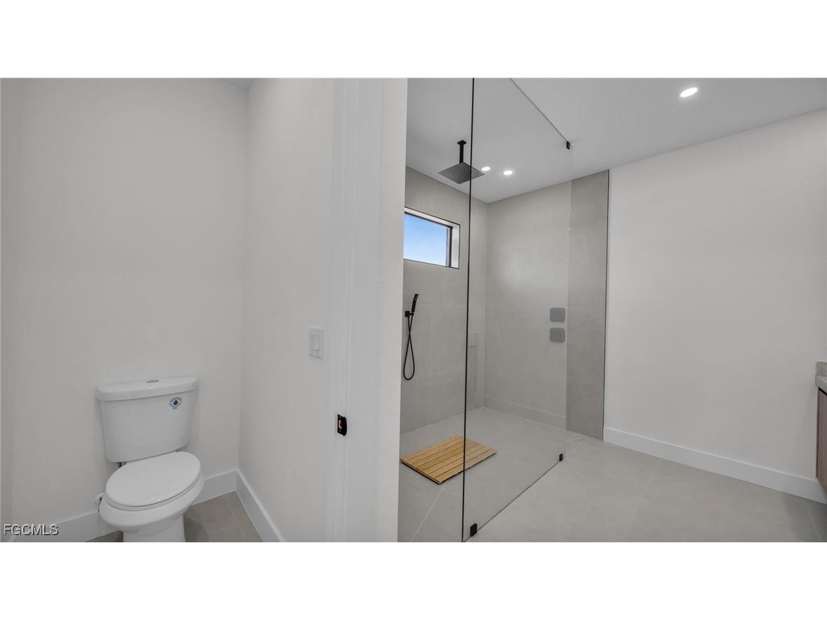 510 Wilmington Parkway Cape Coral FL 33993 2025017883 image15