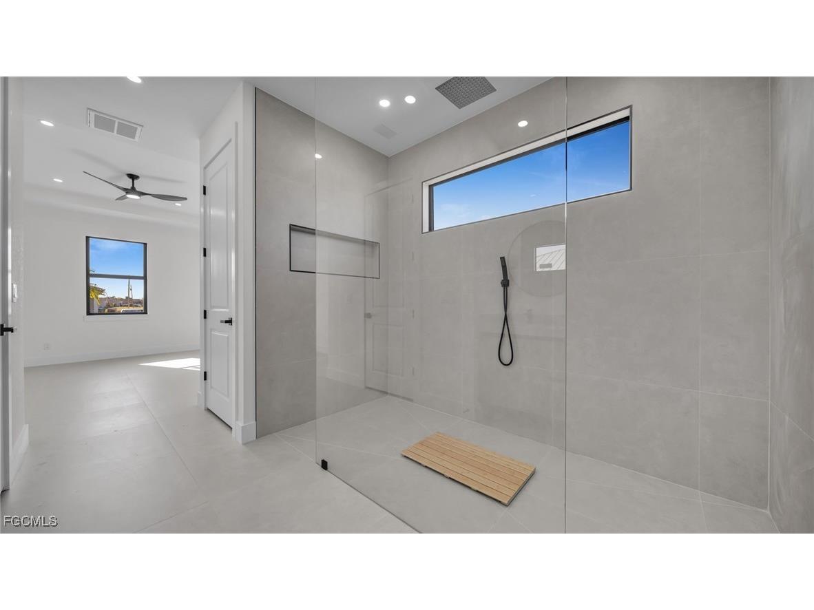 510 Wilmington Parkway Cape Coral FL 33993 2025017883 image20