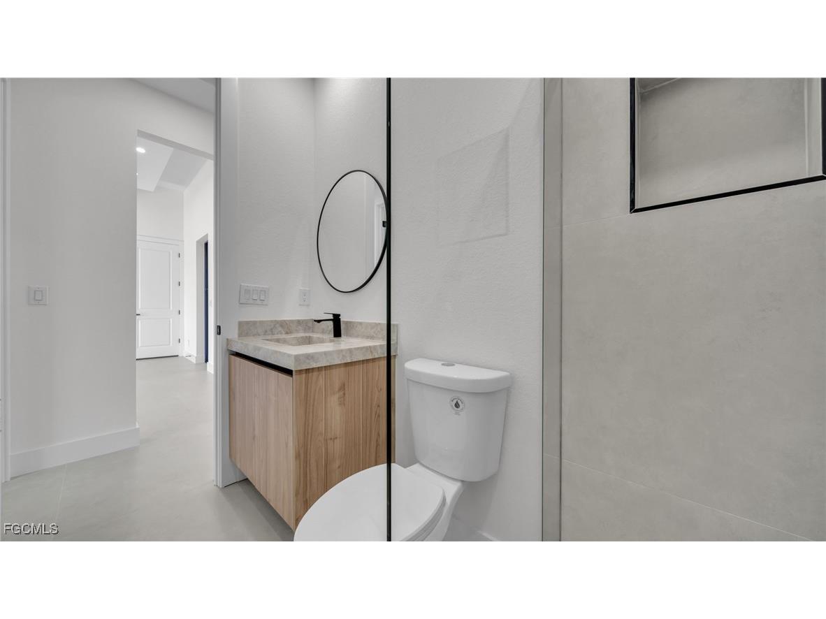 510 Wilmington Parkway Cape Coral FL 33993 2025017883 image22