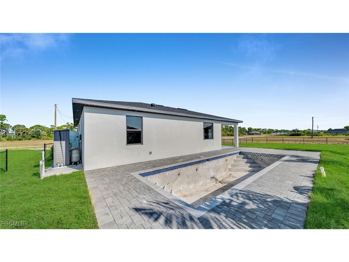 510 Wilmington Parkway Cape Coral FL 33993 2025017883 image29