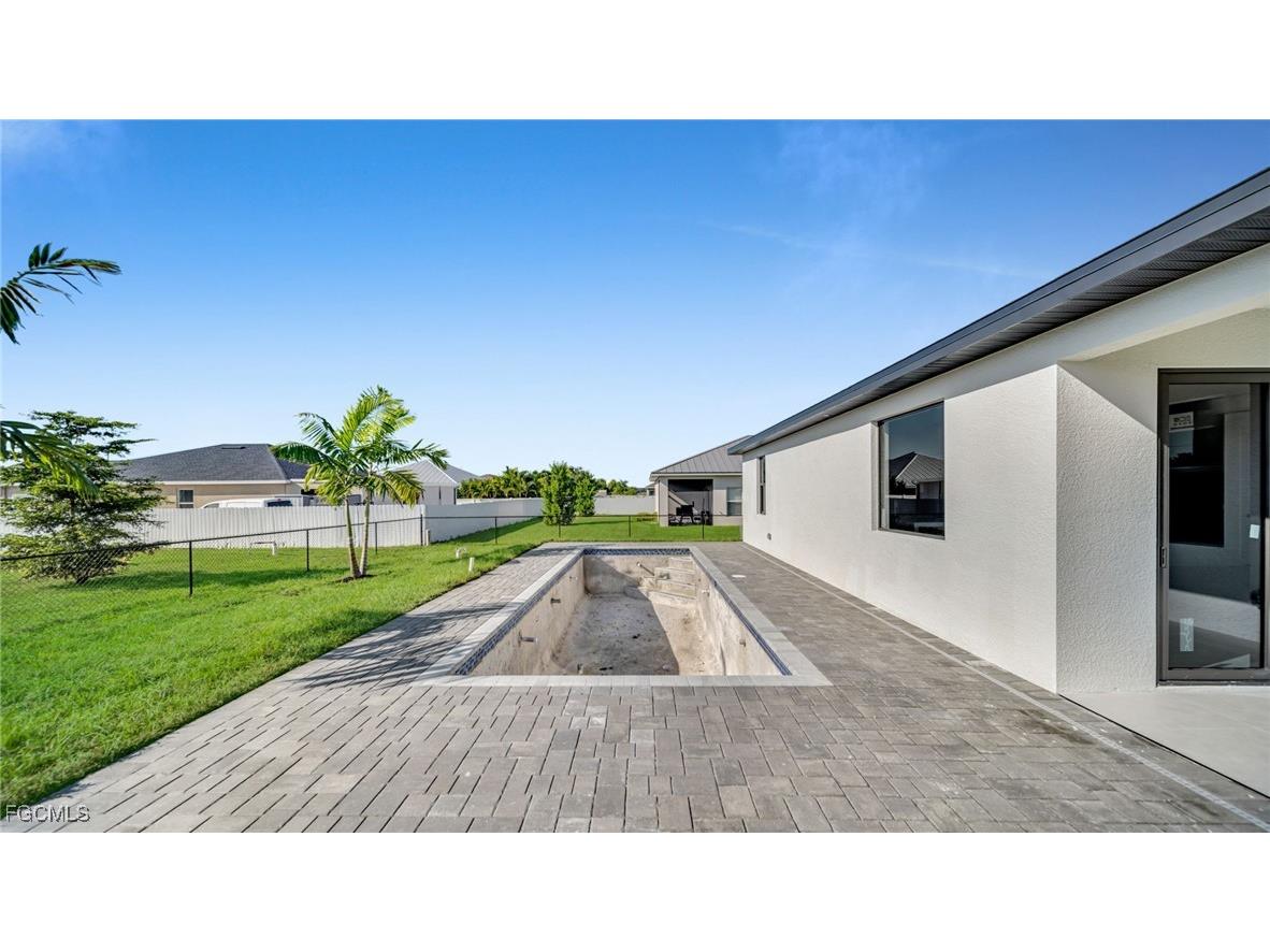 510 Wilmington Parkway Cape Coral FL 33993 2025017883 image30