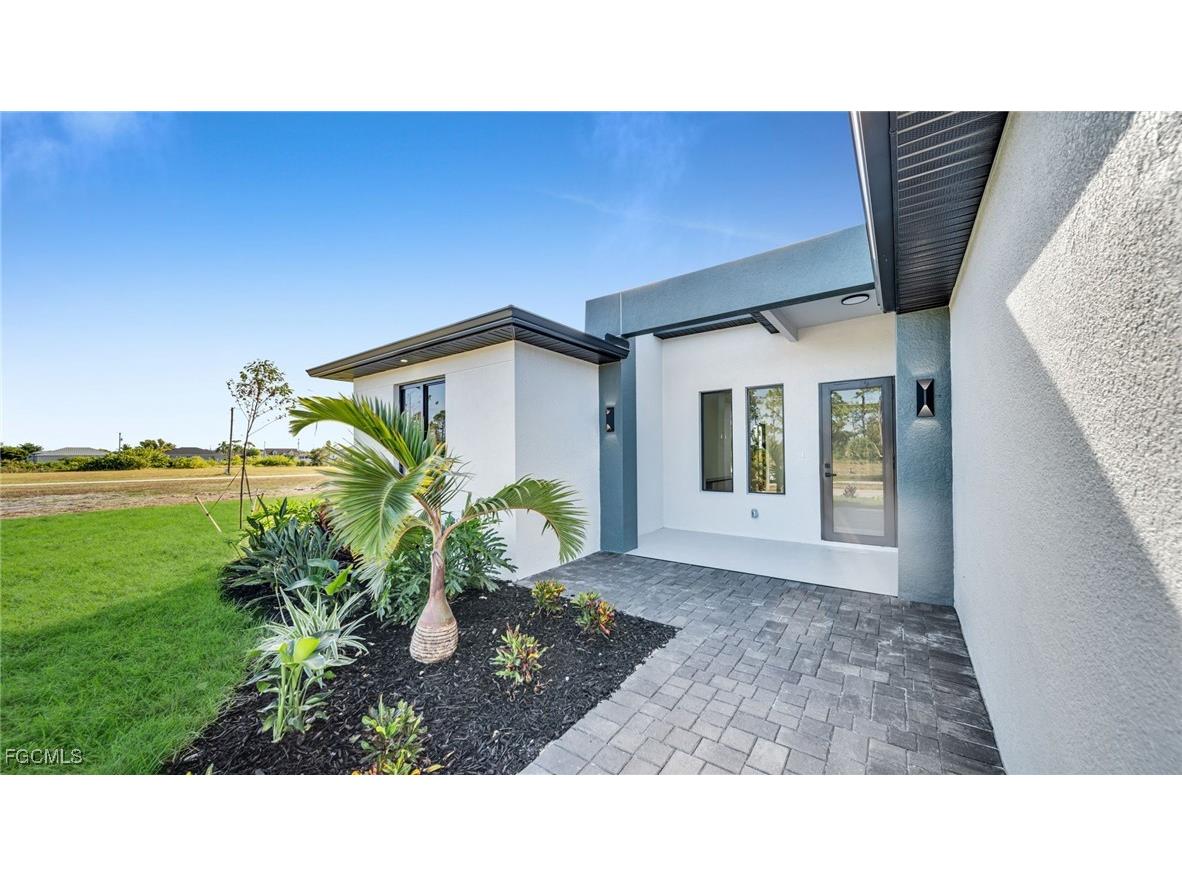 510 Wilmington Parkway Cape Coral FL 33993 2025017883 image5