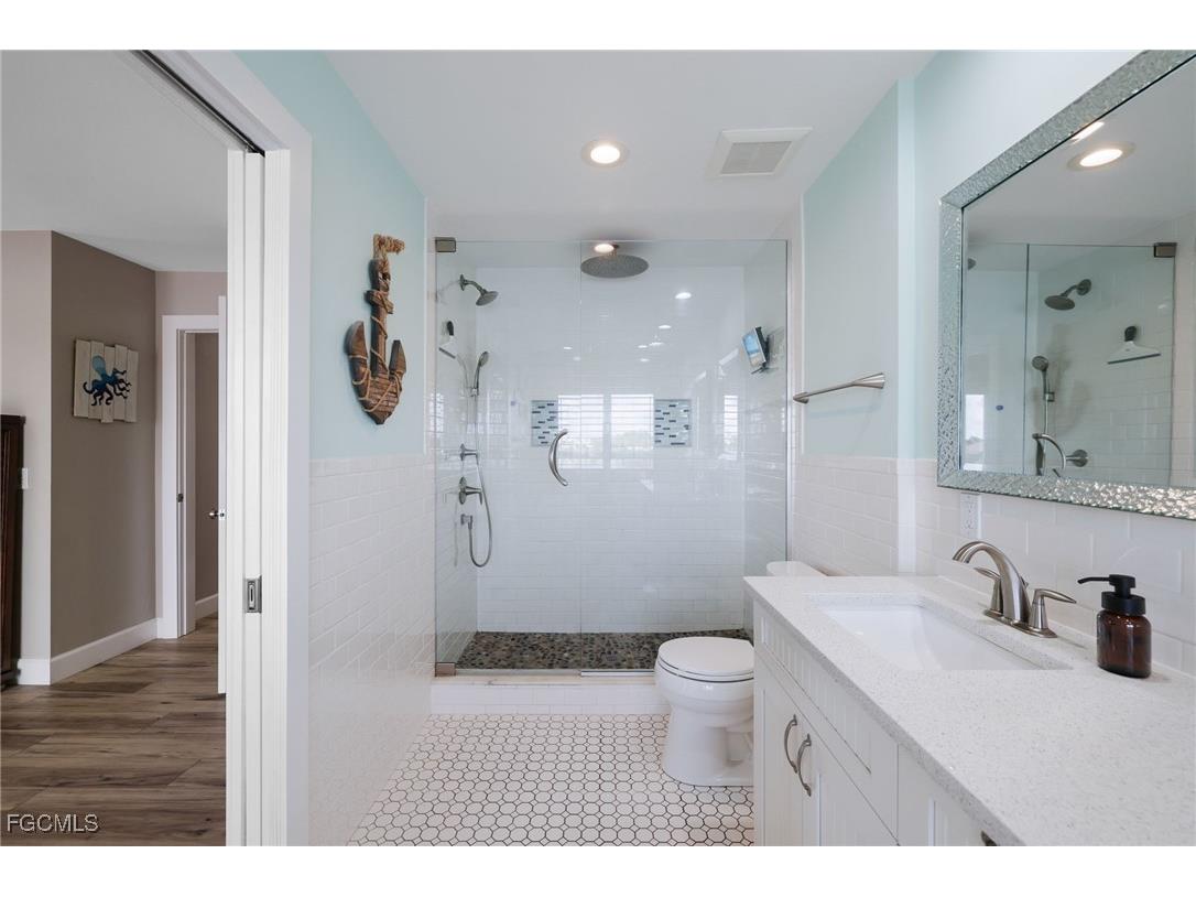 5100 Harborage Drive Fort Myers FL 33908 2025017922 image20