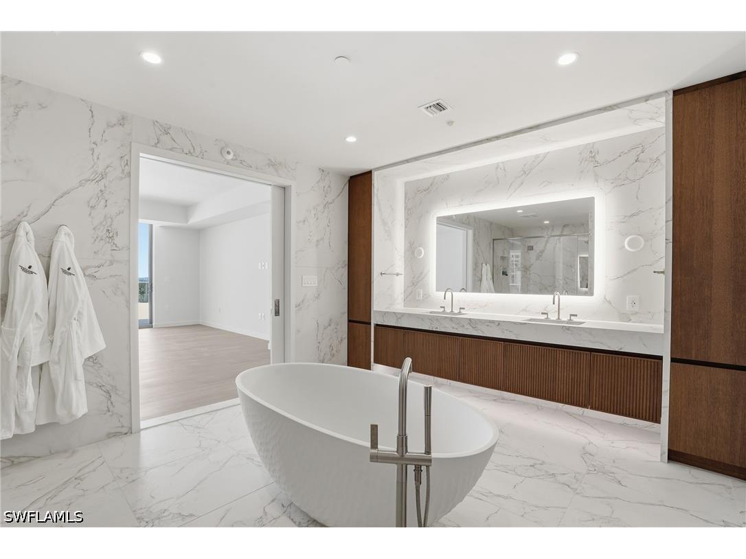 5100 Seagrass Boulevard #201 Bonita Springs FL 33928 226020376 image6