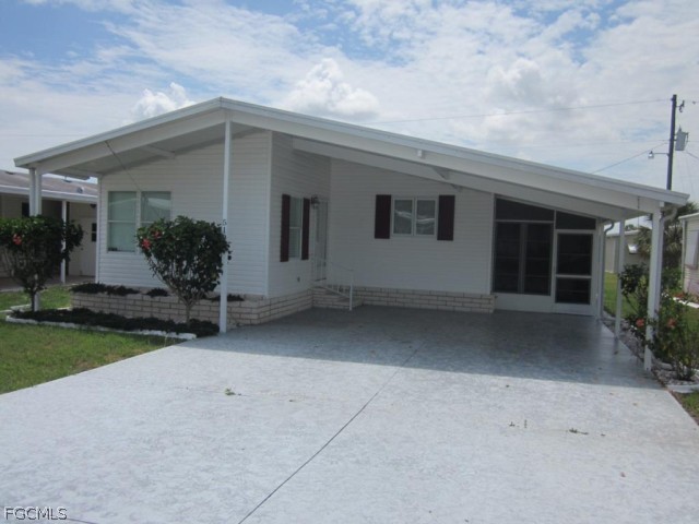 5101 Fiddleleaf Drive Fort Myers FL 33905 2026009934 image1