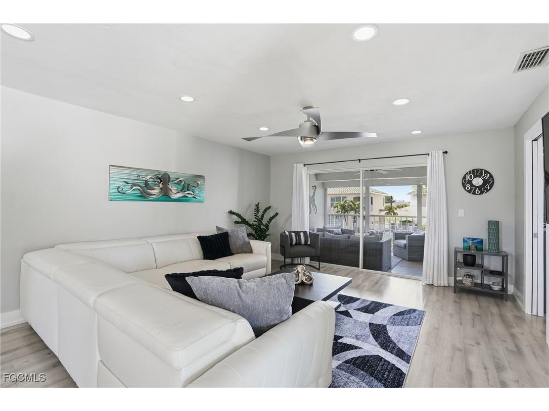 5102 Coronado Parkway #2 Cape Coral FL 33904 2025021427 image4