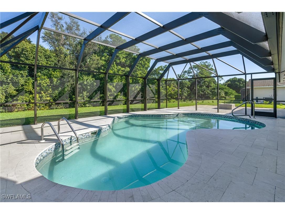 5105 Berkeley Drive Naples FL 34112 225077072 image36
