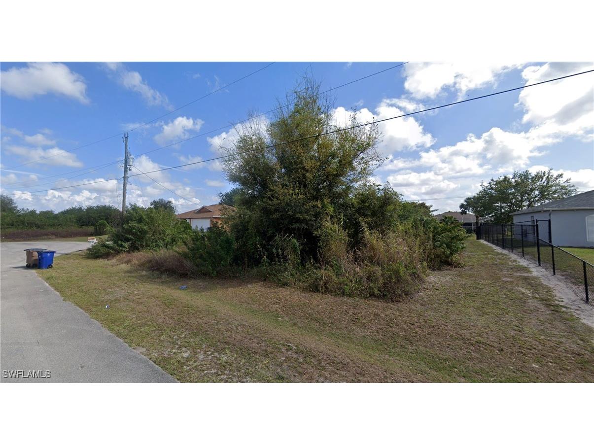 5105 Butte Street Lehigh Acres FL 33971 224092491 image1