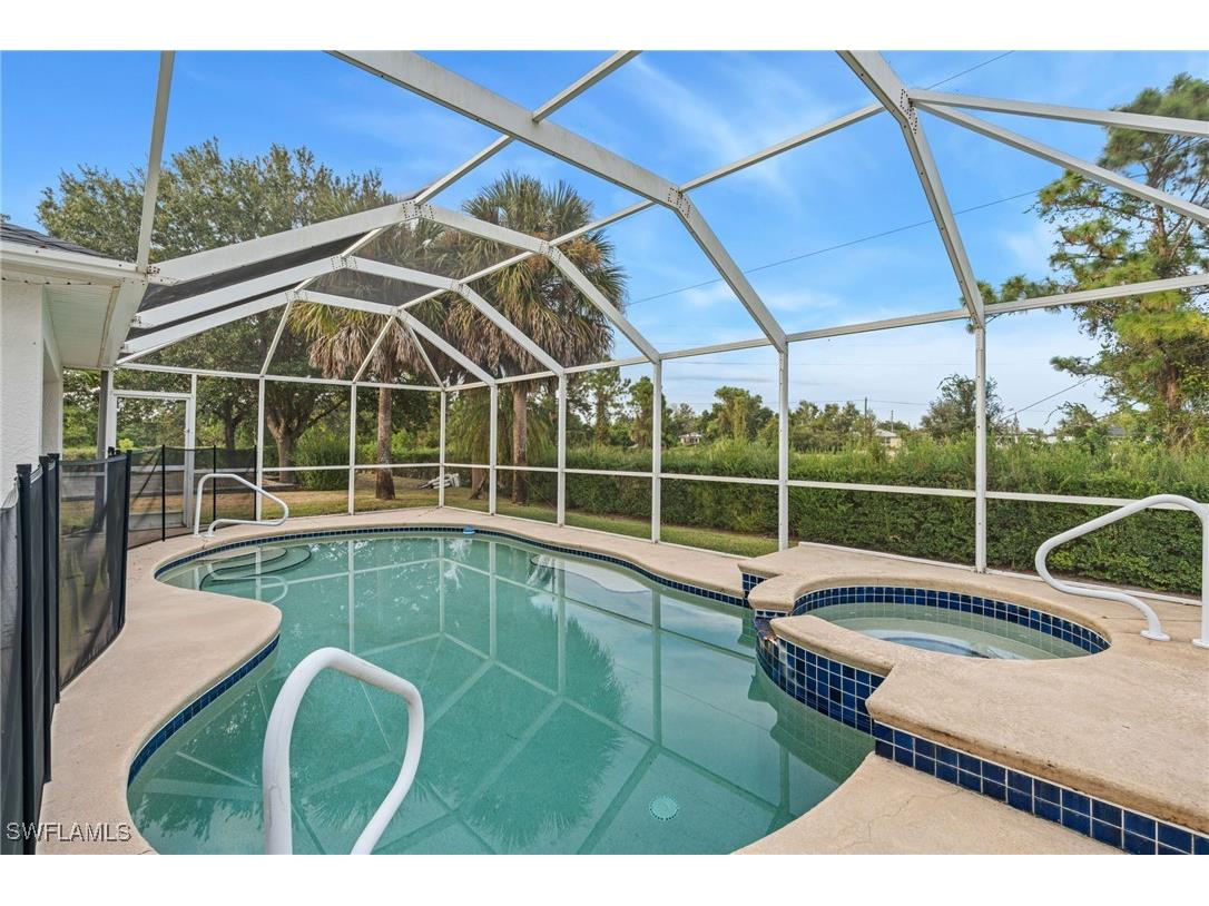  Lehigh Acres FL 33971 225078671 image12