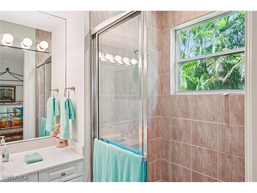 5106 Seahorse Avenue Naples FL 34103 225064813 image31