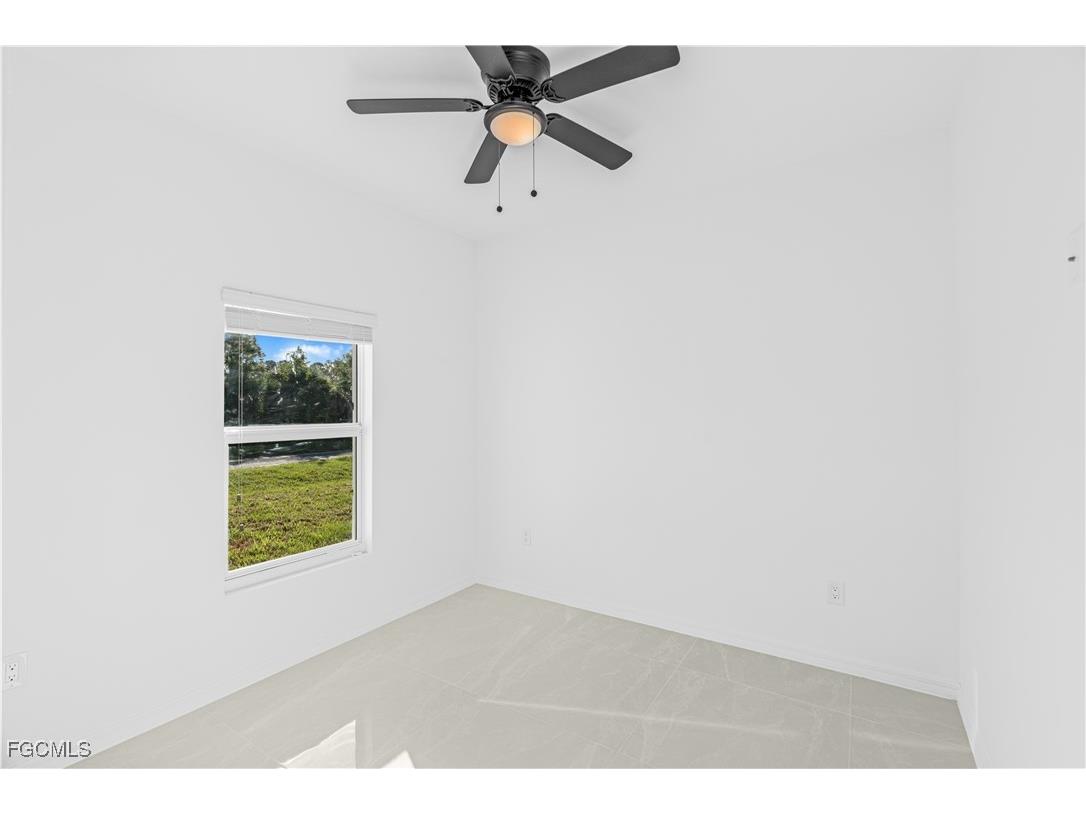 5107 Vera Avenue N Lehigh Acres FL 33971 2025015301 image20