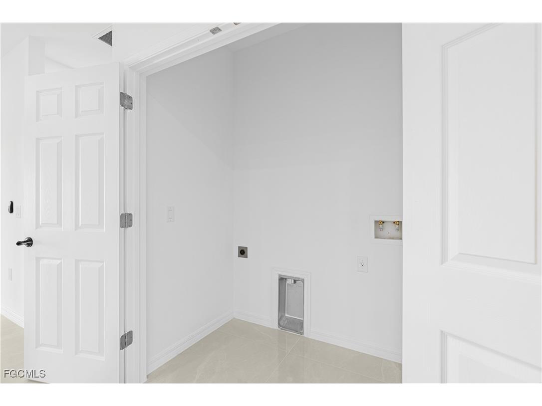 5107 Vera Avenue N Lehigh Acres FL 33971 2025015301 image32