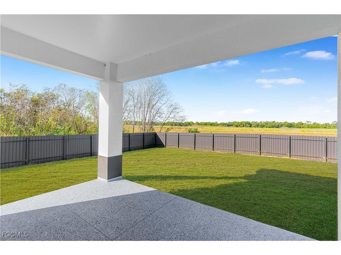 5107 Vera Avenue N Lehigh Acres FL 33971 2025015301 image34