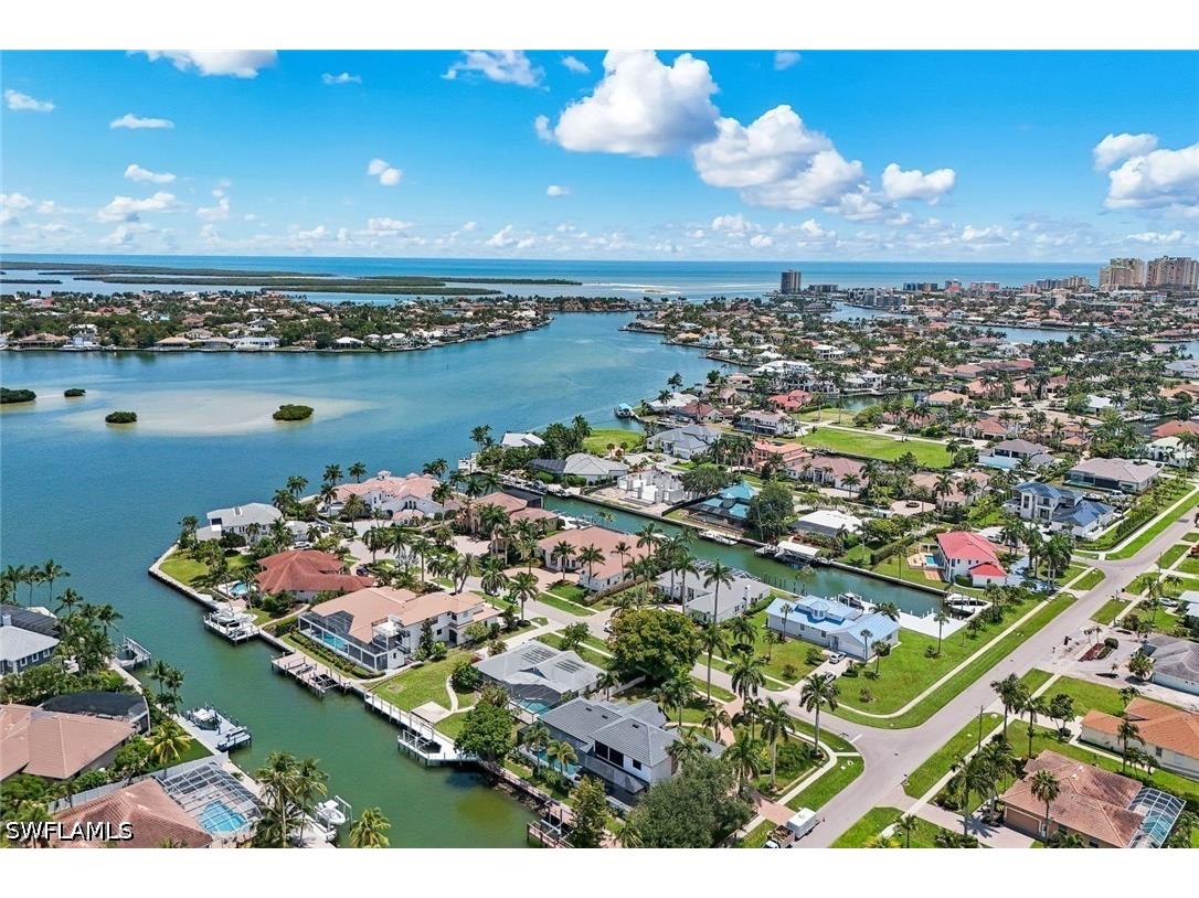 511 Alameda Court Marco Island FL 34145 226024287 image2