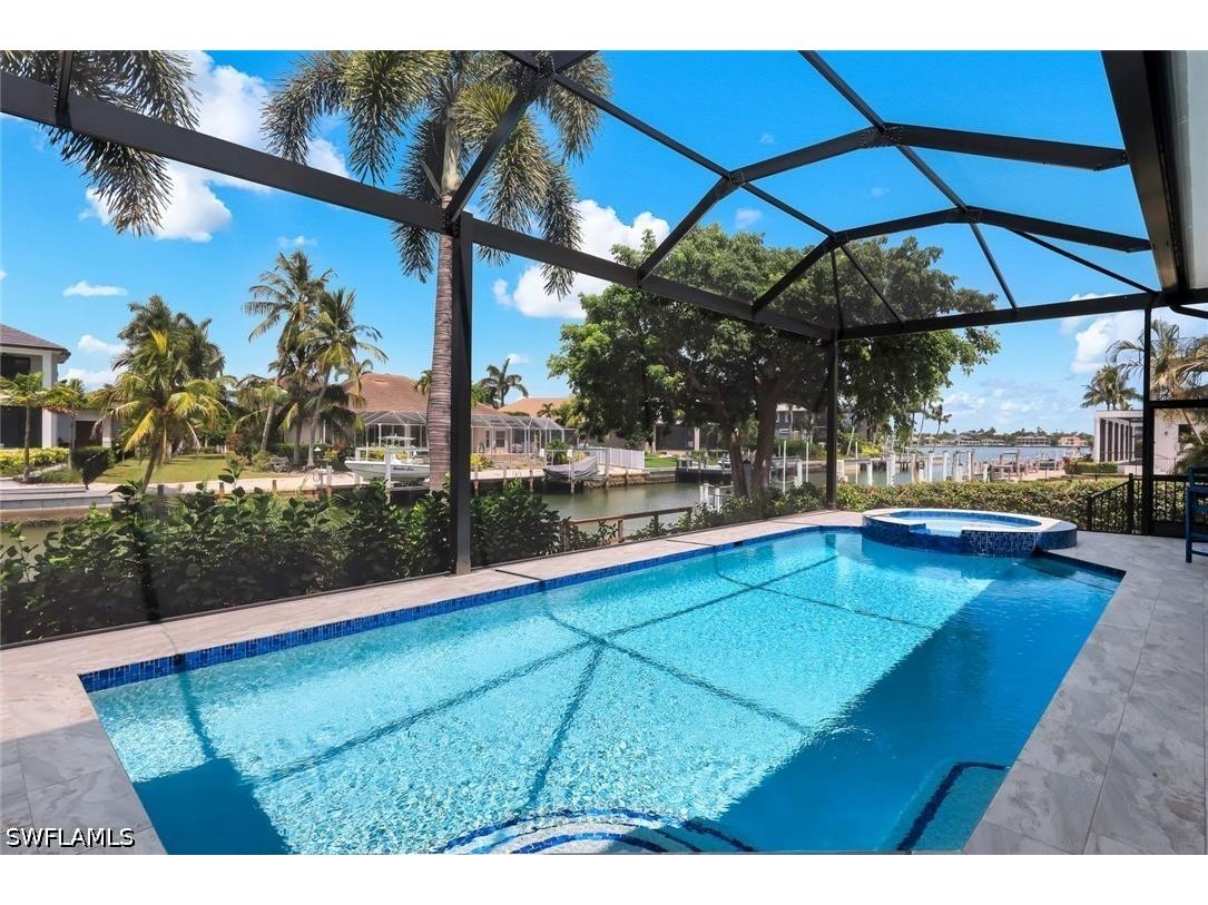 511 Alameda Court Marco Island FL 34145 226024287 image6