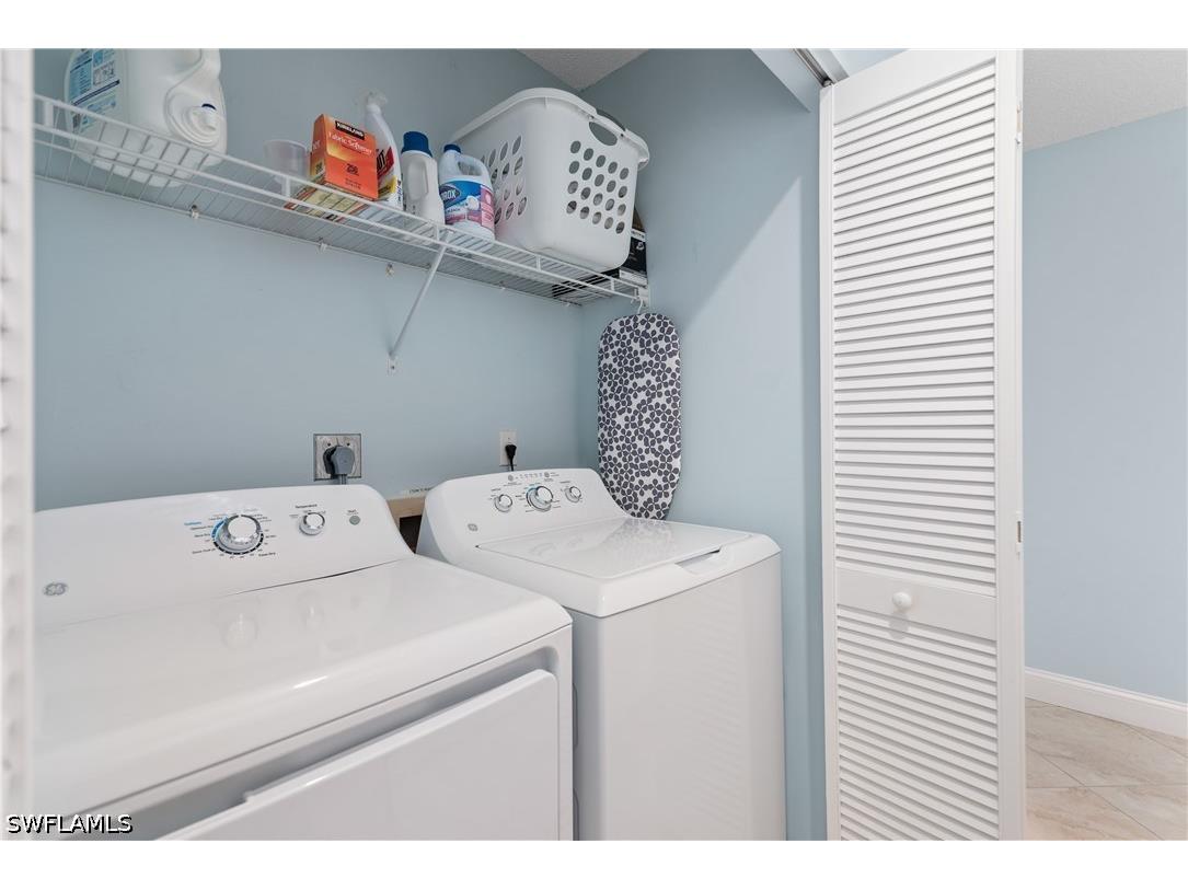 511 Club Side Drive #1-511 Naples FL 34110 226018547 image13