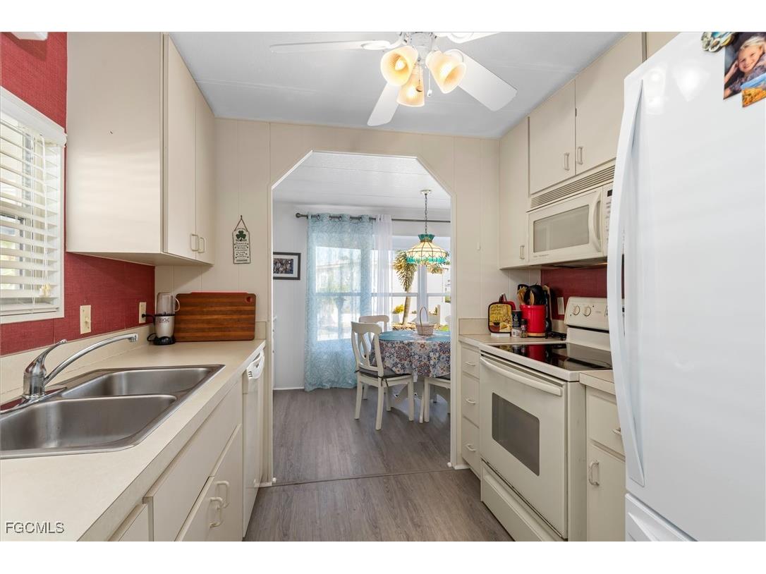 511 Crampton Lane North Fort Myers FL 33903 2025016777 image12