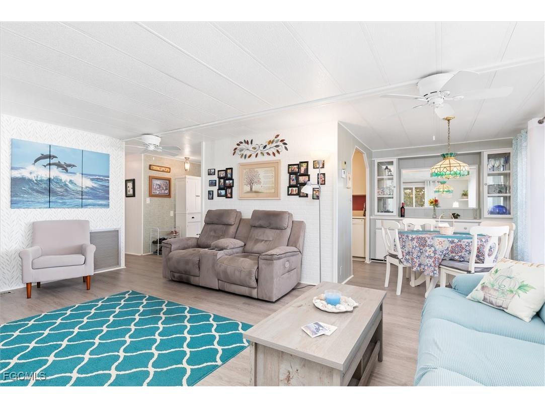 511 Crampton Lane North Fort Myers FL 33903 2025016777 image5