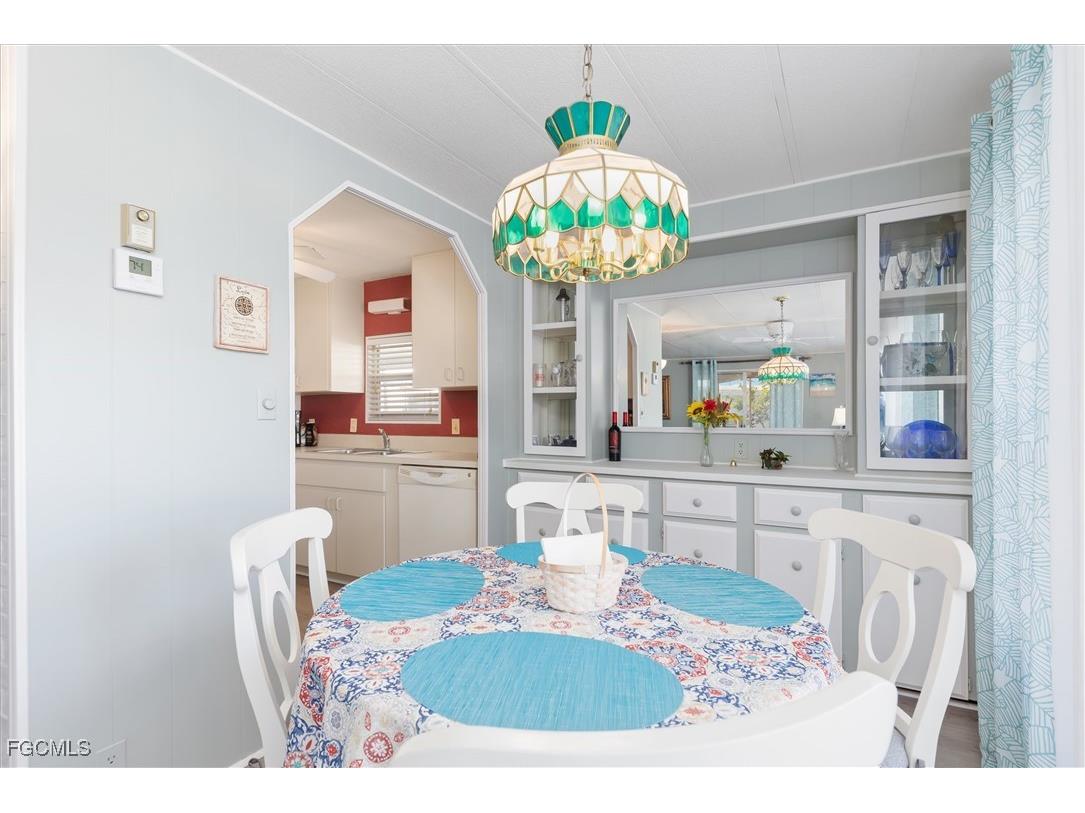 511 Crampton Lane North Fort Myers FL 33903 2025016777 image9