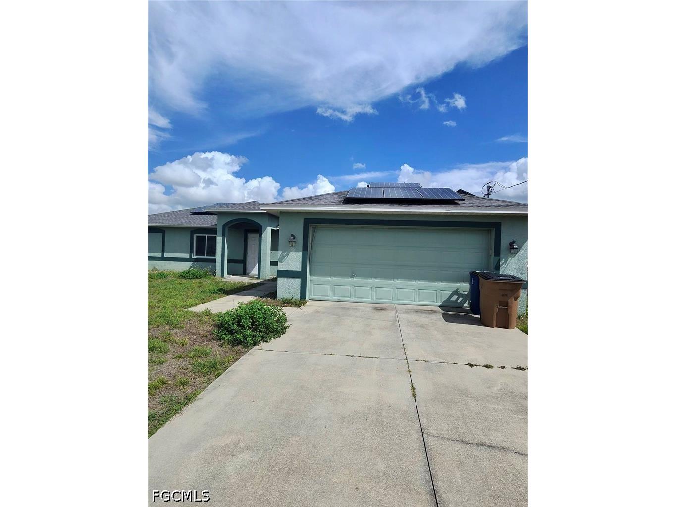 511 Kimberly Court Lehigh Acres FL 33974 2026020411 image1