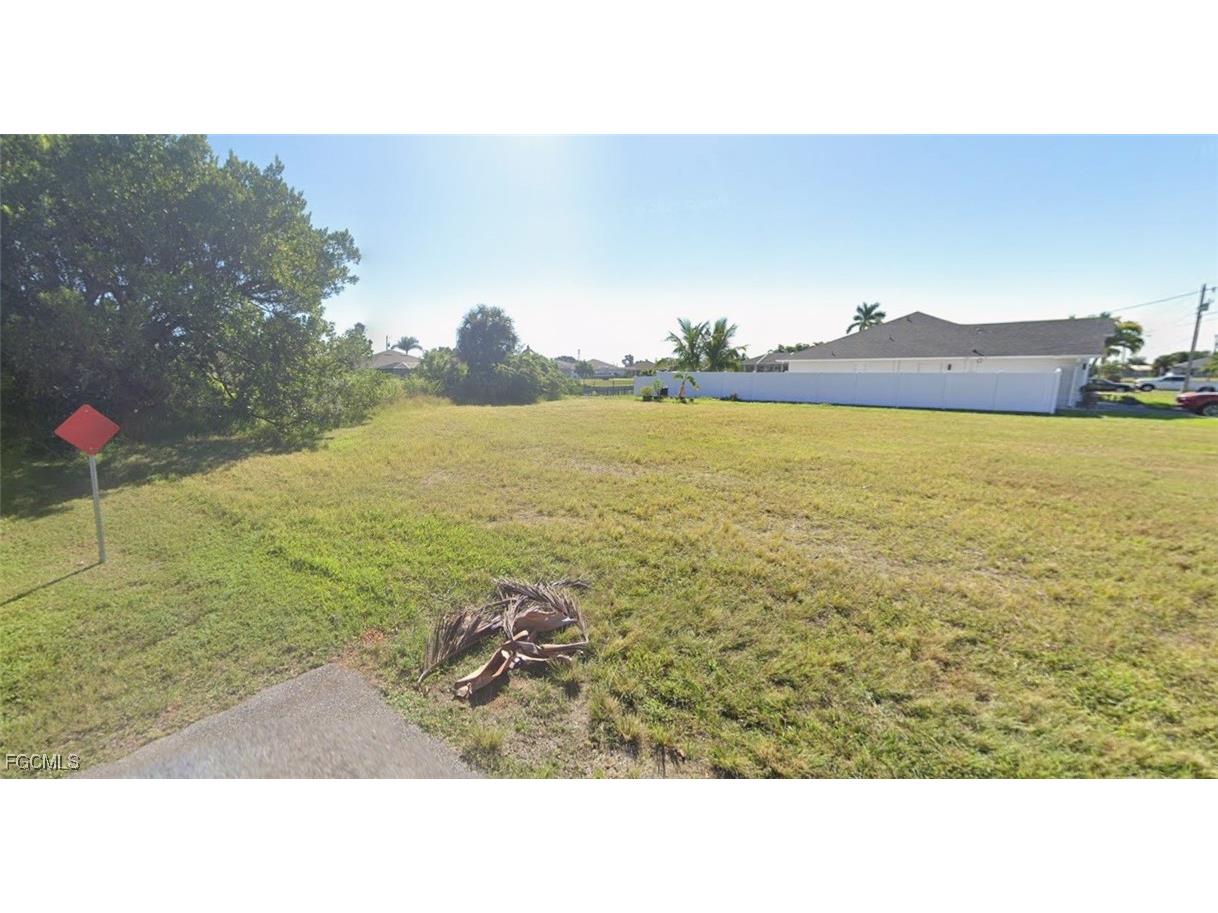 511 NE 21st Avenue Cape Coral FL 33909 2026003460 image4