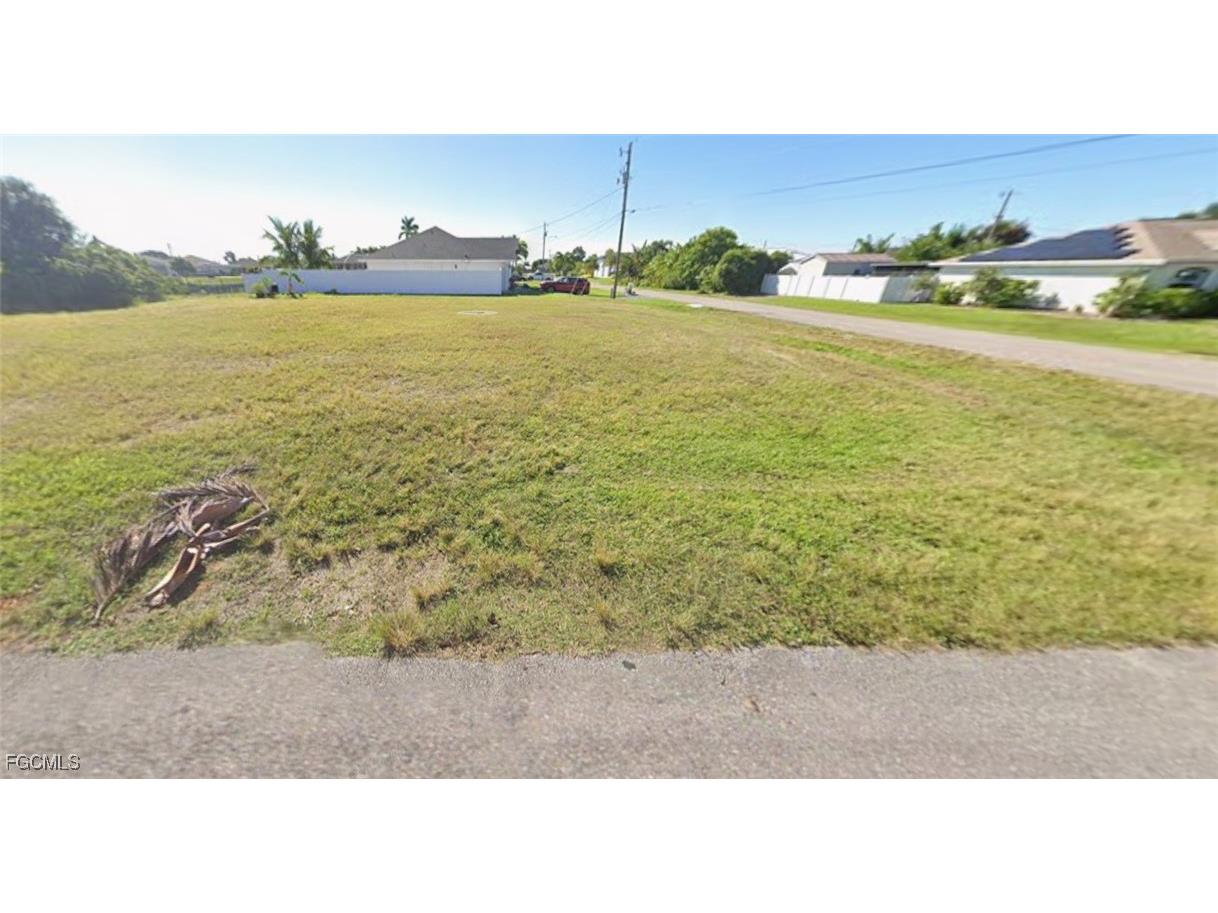 511 NE 21st Avenue Cape Coral FL 33909 2026003460 image5