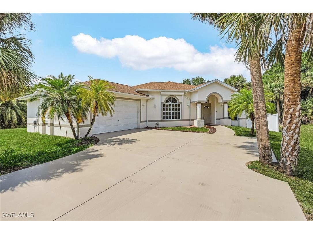 511 North Avenue Lehigh Acres FL 33972 225040111 image1