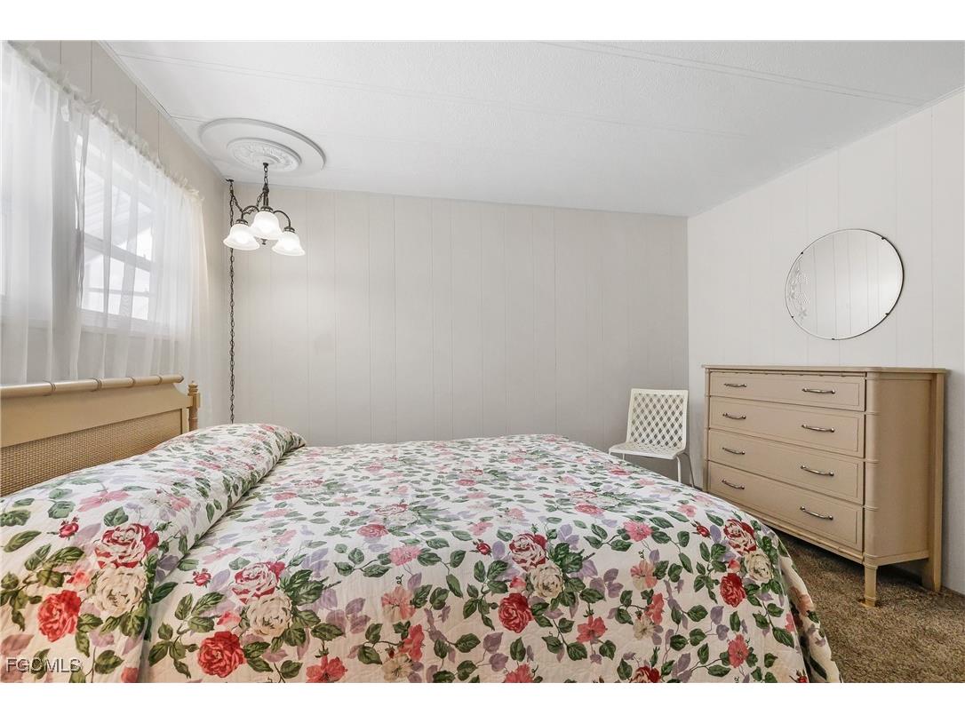 511 Pine Tree Court North Fort Myers FL 33917 2025016042 image16