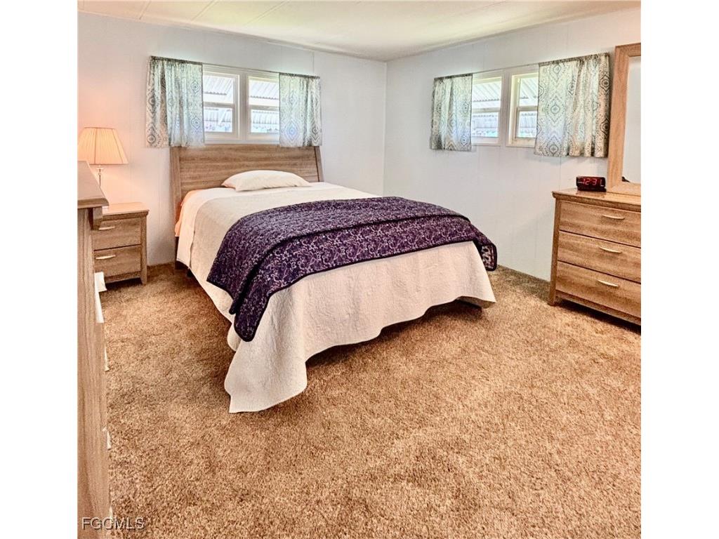 511 Pine Tree Court North Fort Myers FL 33917 2025016042 image20