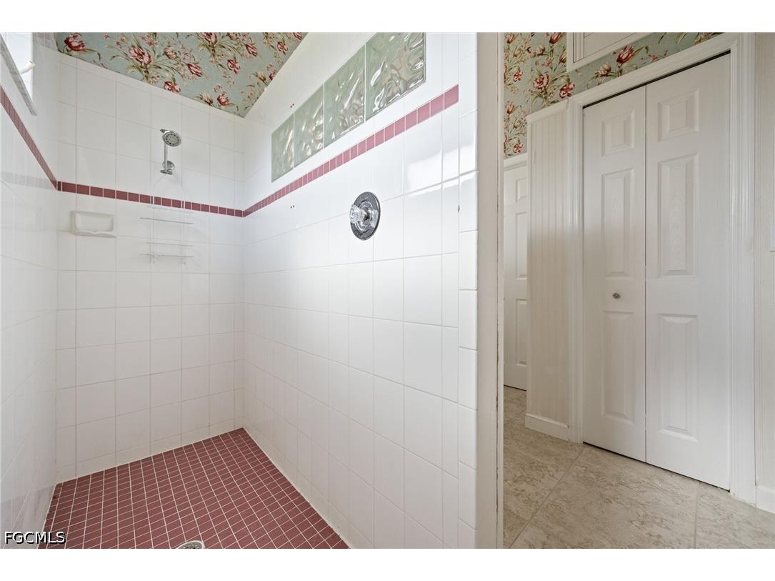 511 SE 24th Street Cape Coral FL 33990 2026023311 image22