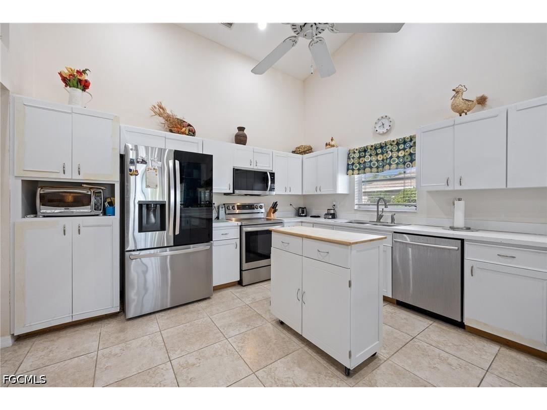 511 SE 24th Street Cape Coral FL 33990 2026023311 image8