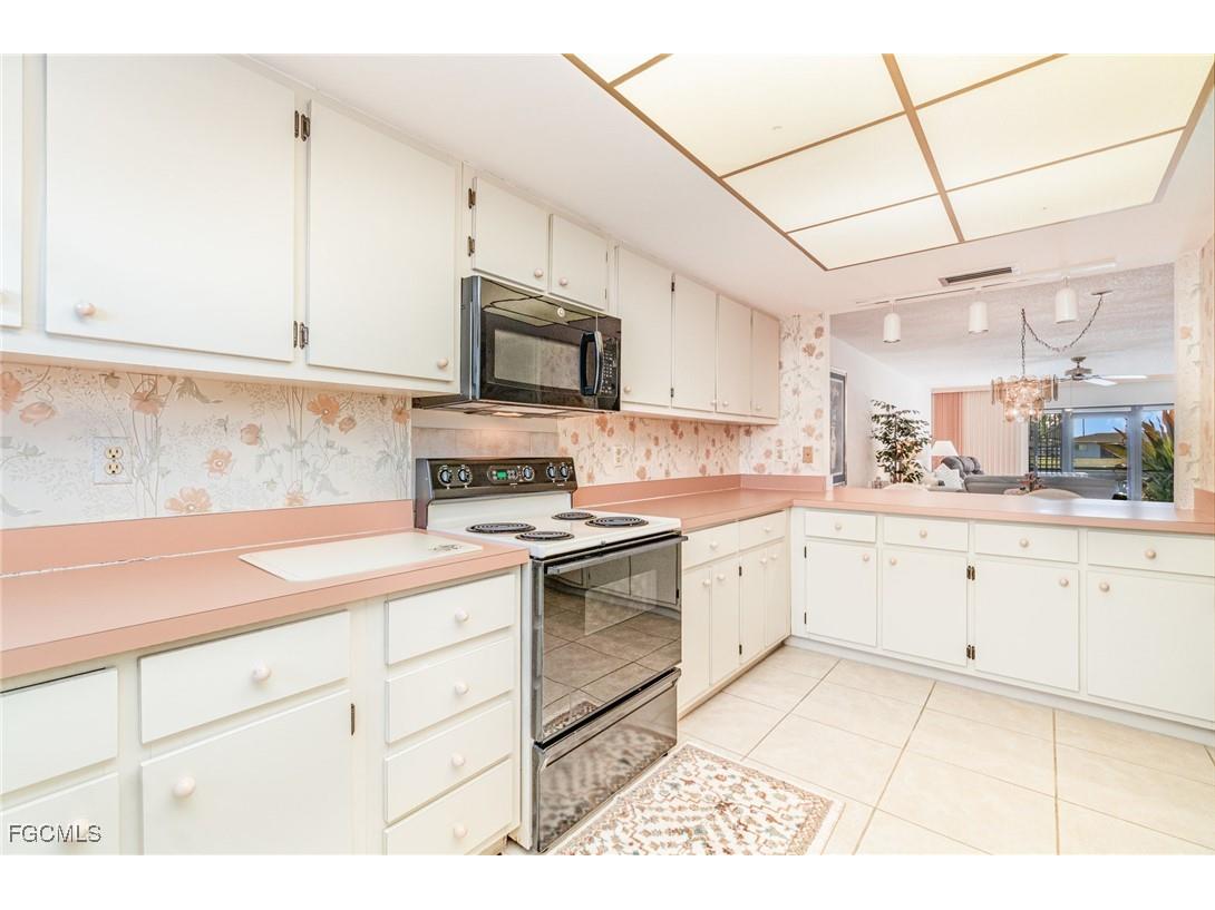 511 SE 43rd Street #105 Cape Coral FL 33904 2025019990 image3