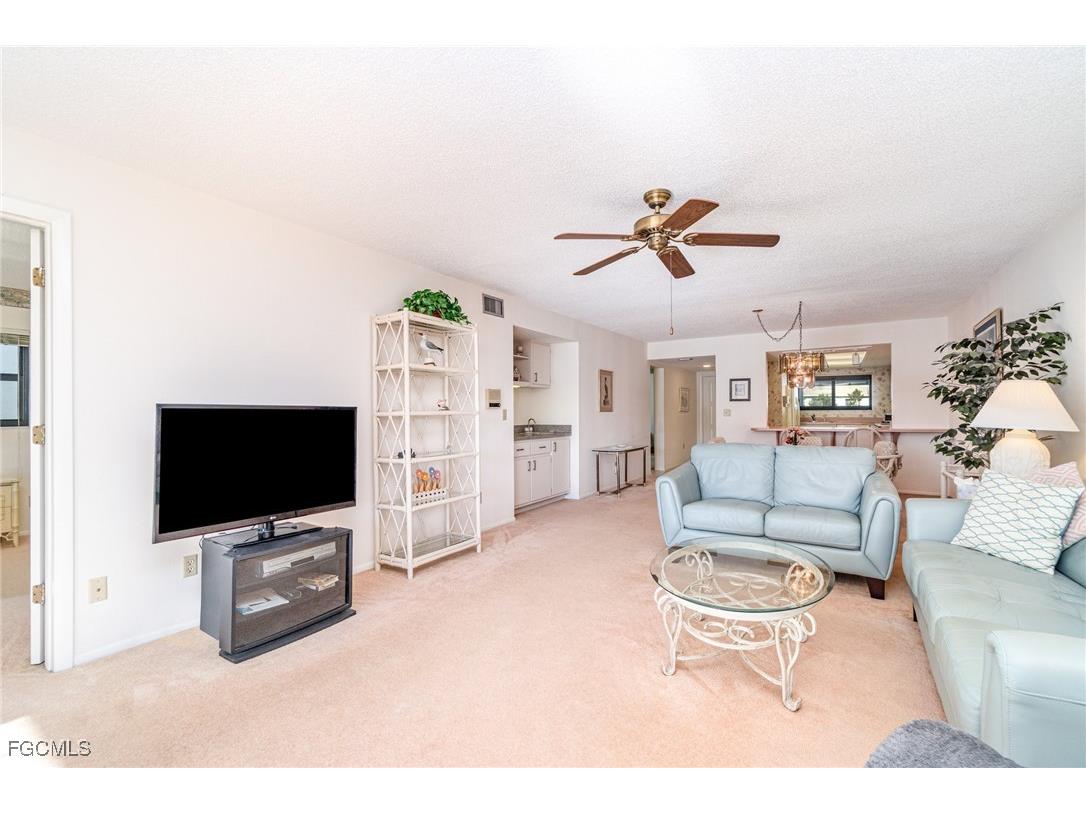 511 SE 43rd Street #105 Cape Coral FL 33904 2025019990 image6